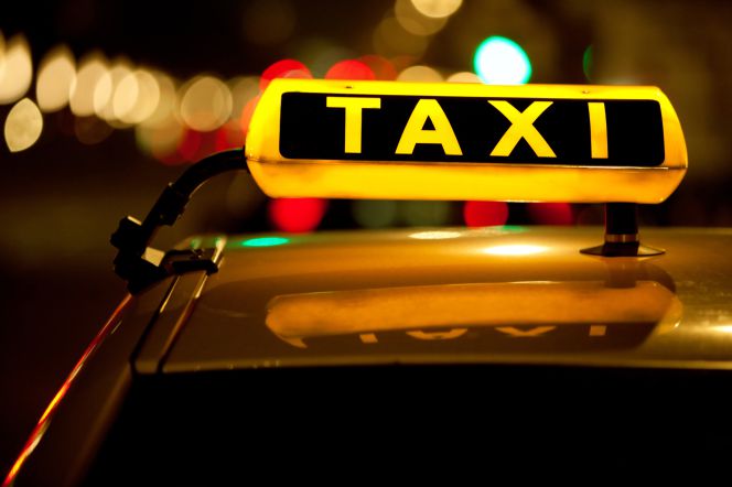 Influencer colombiana pagó una carrera de taxi con coito y hasta lo grabó
