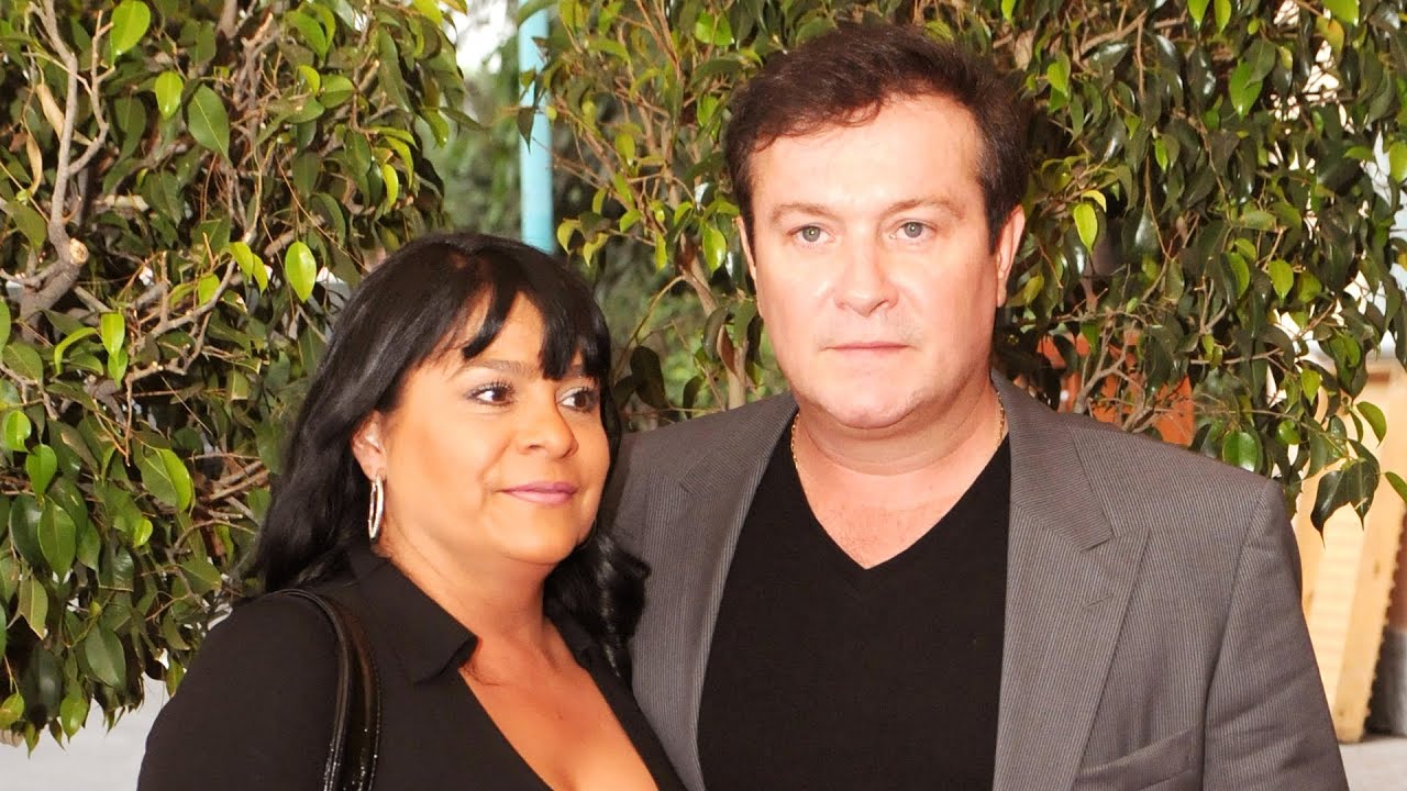 Arturo Peniche y su esposa Gabriela Ortiz