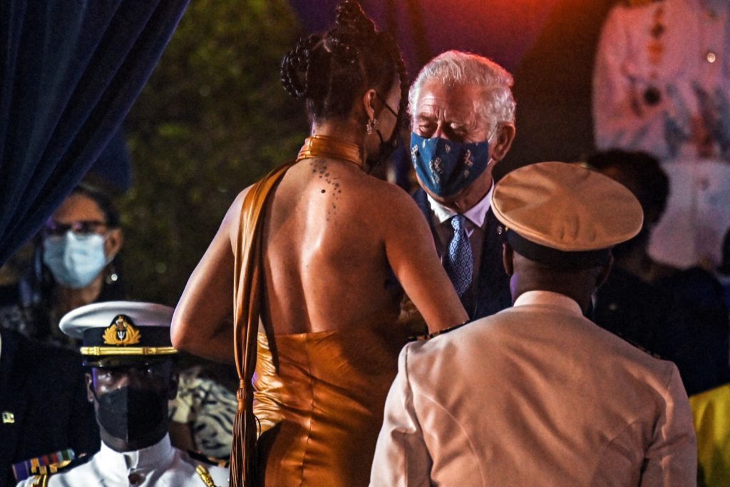 Rihanna y el príncipe Carlos- Cortesía