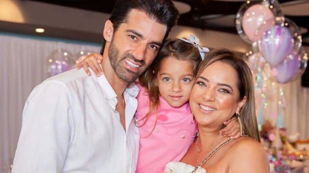 Adamari López y su familia- Foto cortesía