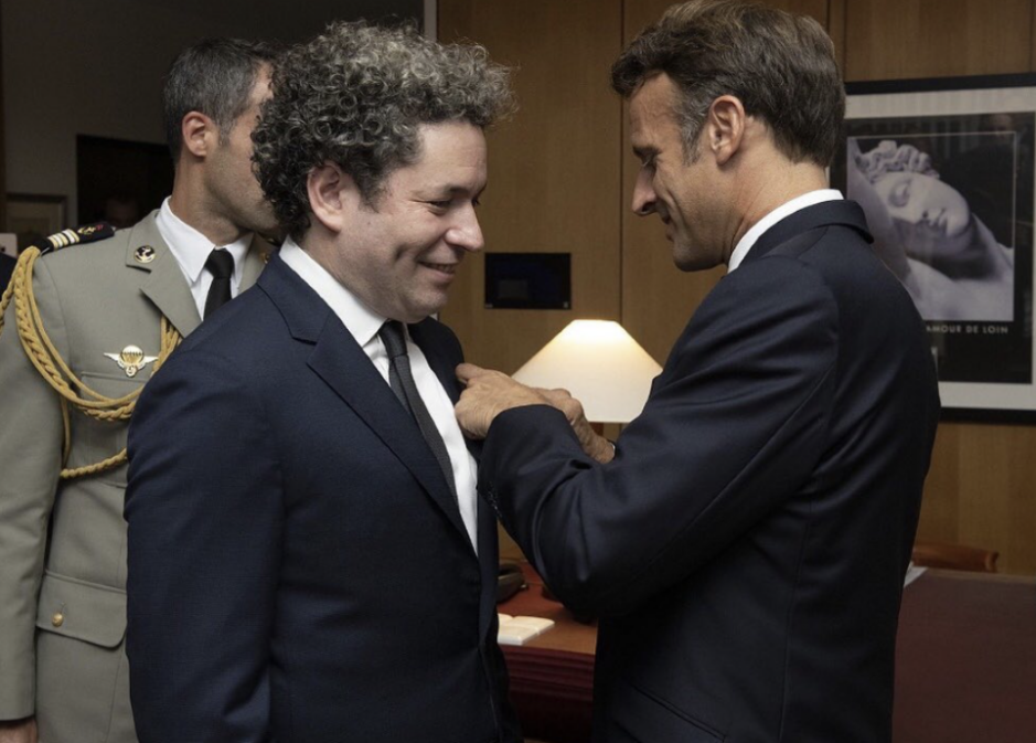 Gustavo Dudamel y Emmanuel Macron - cortesía