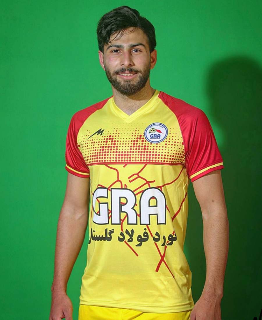 Futbolista Amir Nasr-Azadani - cortesía